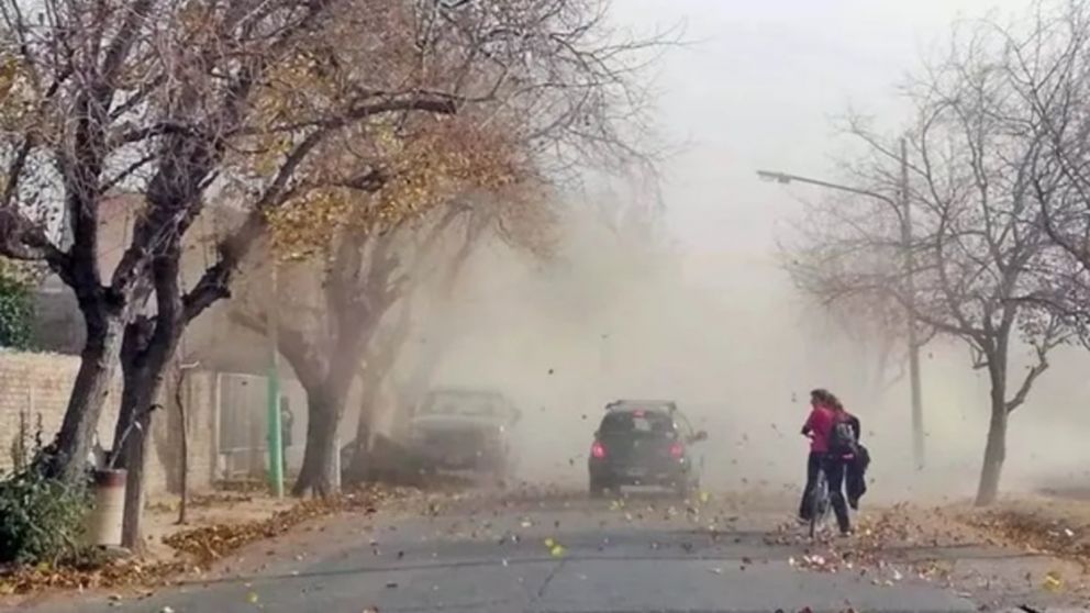 Varios municipios sufrirán fuertes vientos en las próximas horas.