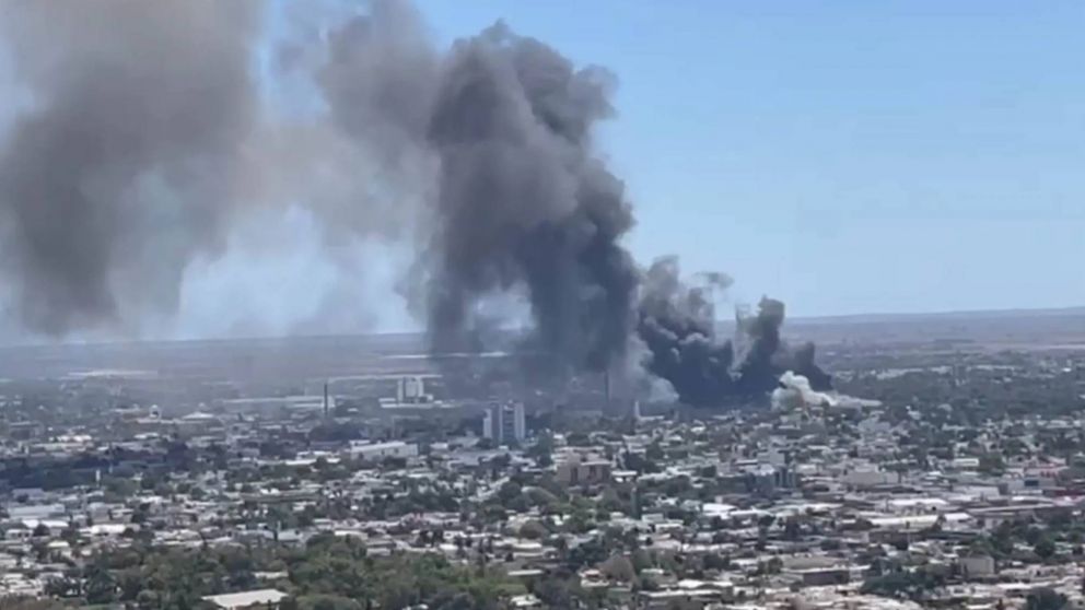 Tr�gico incendio en un shopping de M�xico deja seis muertos y 40 heridos.