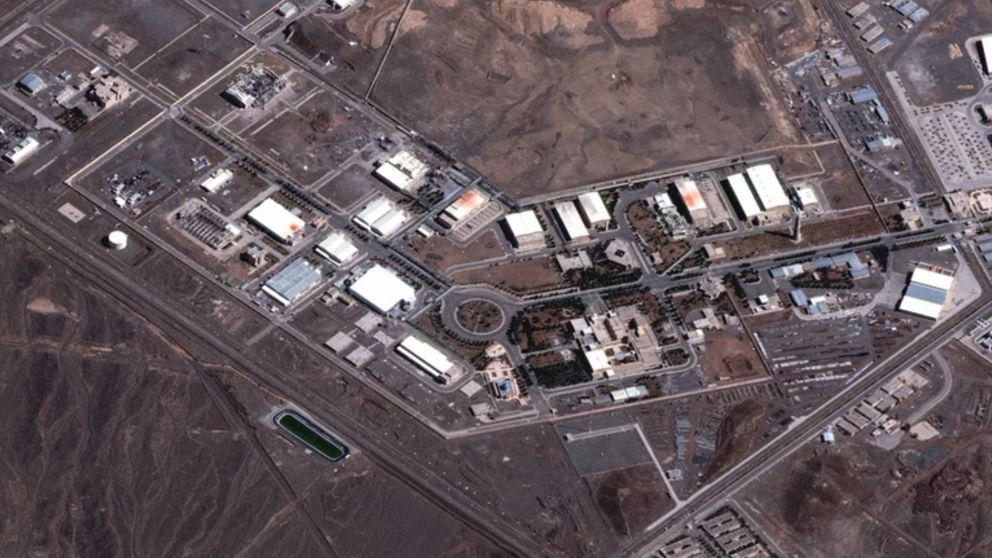 Donald Trump advirtió que el uranio iraní está bajo vigilancia satelital.