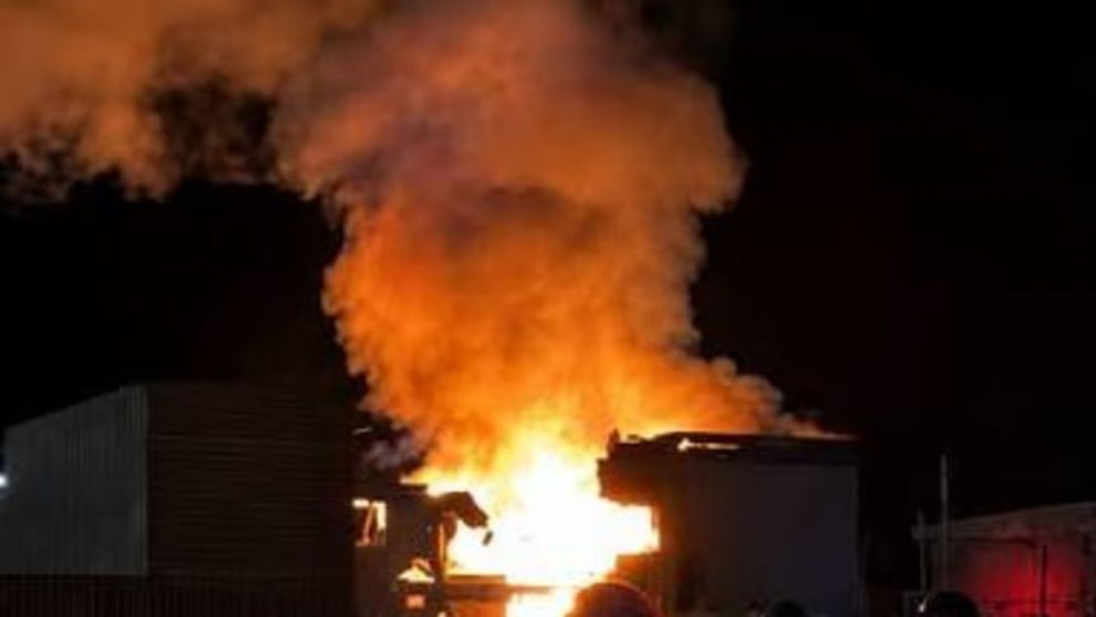 Explot� un edificio en Santa Cruz y buscan v�ctimas entre los escombros
