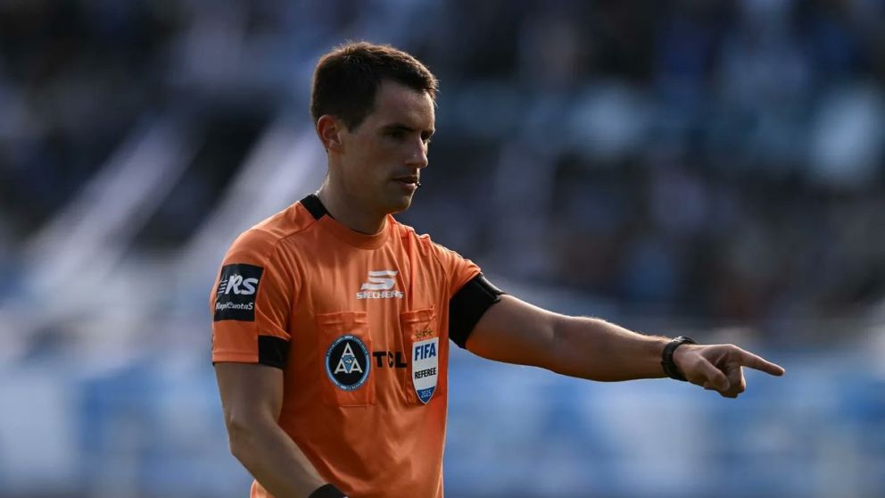 El sobrino de Federico Beligoy, el director del arbitraje nacional, dej� una estad�stica bastante curiosa en su paso por UNO. 