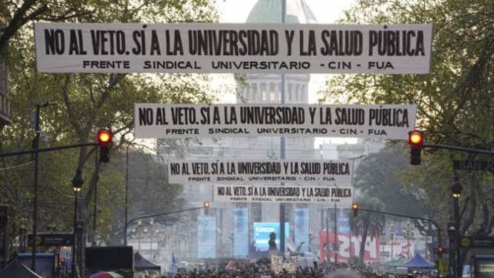 Marcha Federal Universitaria: "Va a ser un d�a hist�rico, la gente le va a poner un freno al gobierno"