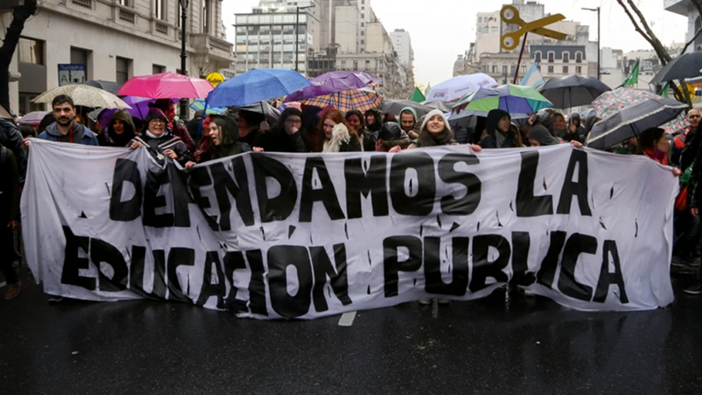 Horas antes de la marcha universitaria, el Gobierno recort� m�s de $78 mil millones en educaci�n