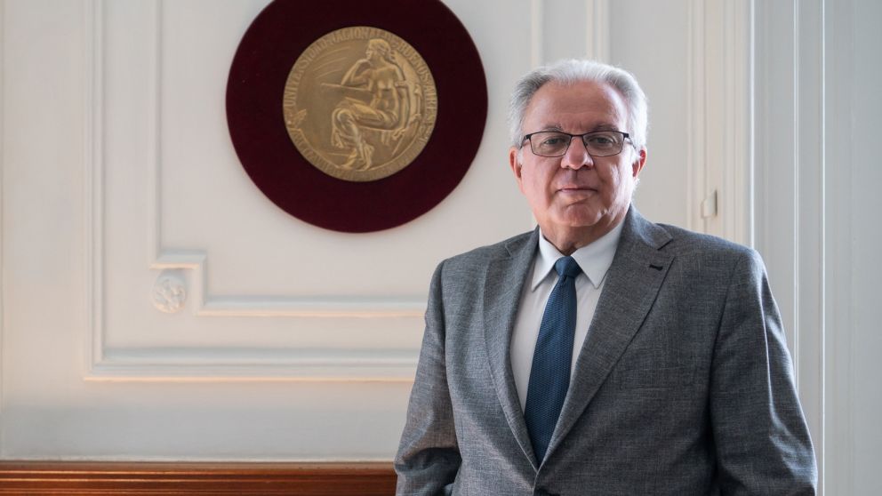 El rector de la UBA advirtió sobre la situación "precaria" en la que se encuentran las universidades nacionales.