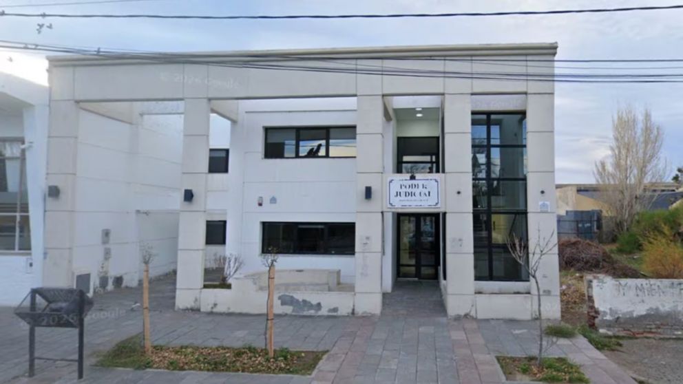 Un nene intent� defender a su mam� de una golpiza y termin� siendo atacado por su propio padre.