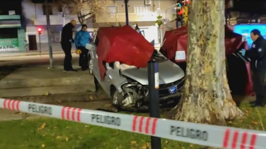 La policía investiga las causas del trágico siniestro en Villa Luro (NA).