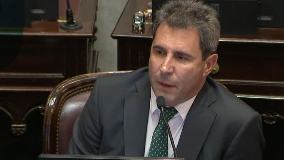 Sergio U�ac lanz� su candidatura como presidente de la naci�n para el 2027 (Archivo).