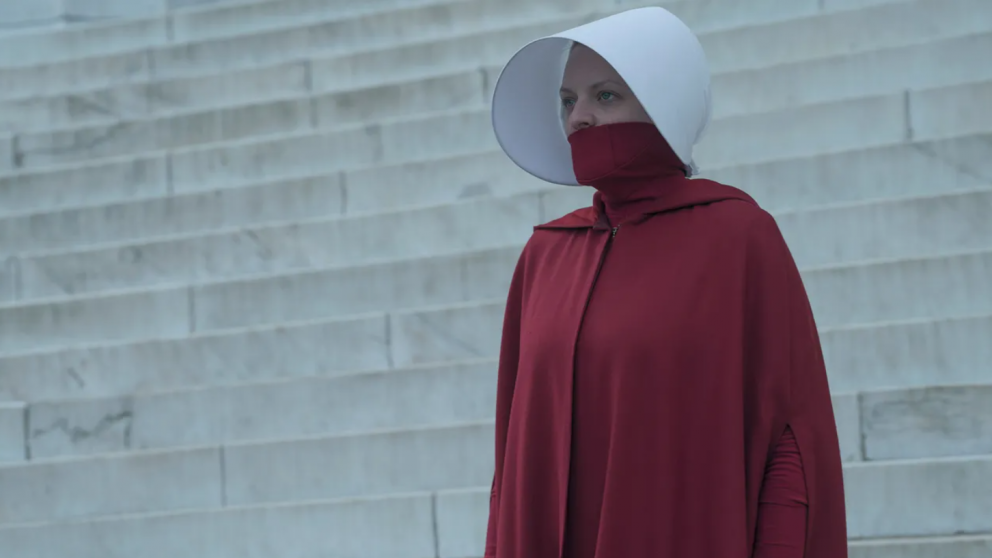 Netflix agreg� a su cat�logo una impactante serie dist�pica que tuvo un gran impacto cultural.
