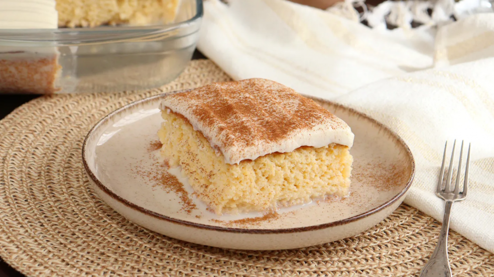 Un manjar que se prepara en poco tiempo: cómo hacer la receta de la torta 3 leches.