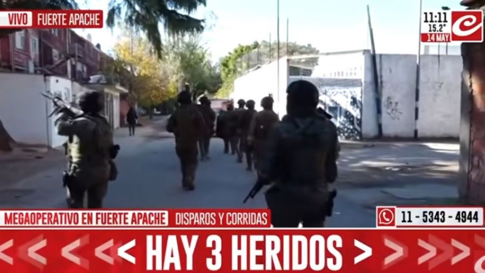 Cr�nica recorri� junto a la Polic�a el Fuerte Apache, donde se lleva a cabo el megaoperativo. 