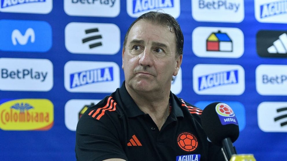 Con varios jugadores del f�tbol argentino, N�stor Lorenzo anunci� la prelista de Colombia para el Mundial 2026