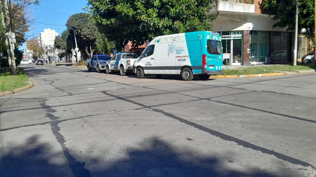 Atropellaron a un hombre con problemas visuales en Barrio Parque Bernal