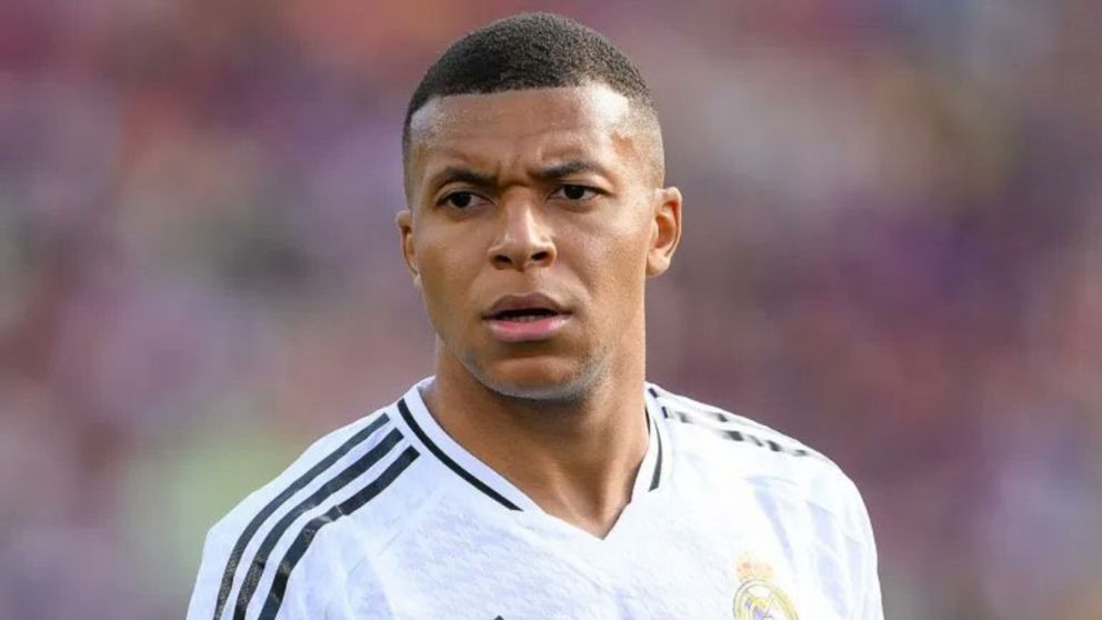 Mbappé no se calló y le apuntó fuerte a su entrenador, que también dijo lo suyo en conferencia de prensa.