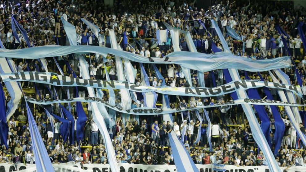 El Gobierno envió a Estados Unidos una lista con 34.000 hinchas que no podrán entrar al Mundial.
