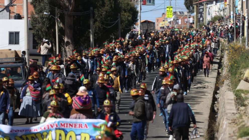Las protestas se intensifican en Bolivia y desde el Gobierno piden una salida "pac�fica". 