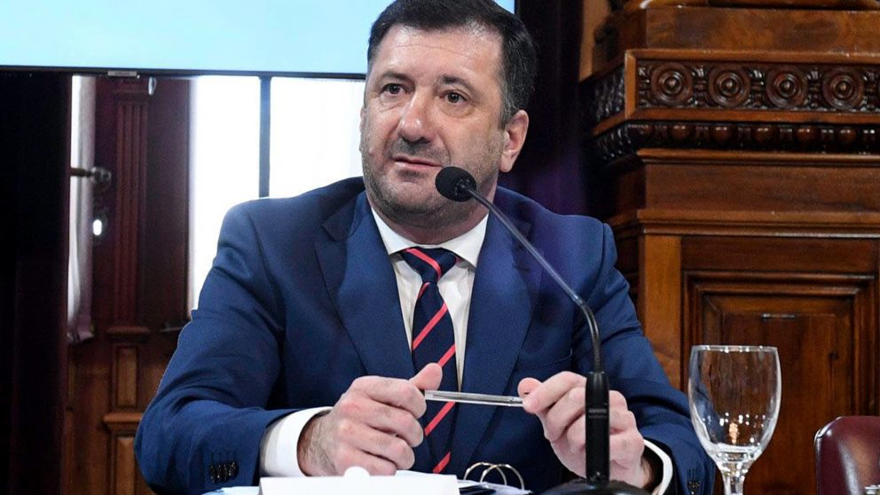 La jueza Sandra Arroyo Salgado ordenó allanar el despacho de Edgardo Kueider.