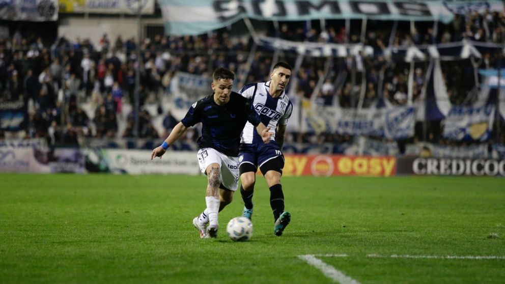 Quilmes vs Trist�n Su�rez EN VIVO por Radio FMQ