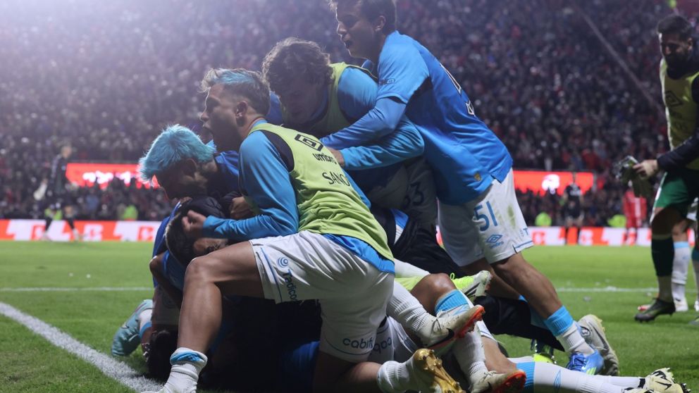 Belgrano venci� a Argentinos Juniors en los penales y es finalista del Torneo Apertura 2026