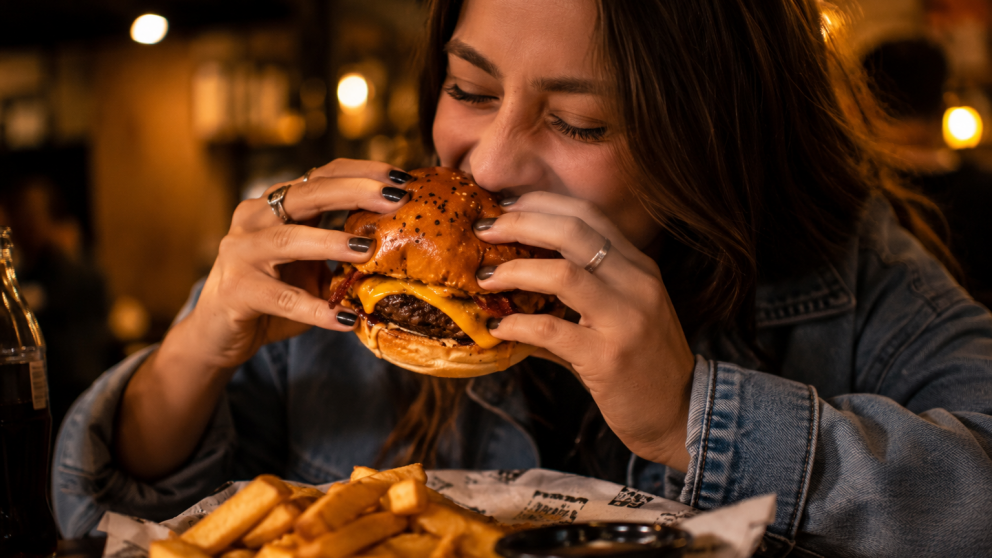 Hamburguesas gigantes y precios que tientan