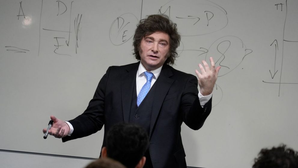 Después de la visita de Milei, la Universidad de San Andrés exigió el cumplimiento de la Ley de Financiamiento Universitario