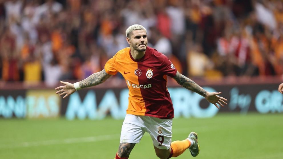 El contrato del delantero con el Galatasaray vence en junio y, hasta el momento, no hubo avances concretos en la renovación.