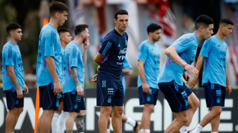 Lio se junt� con Chiqui Tapia en AFA y se acerca, cada vez m�s, a la lista definitiva para el Mundial 2026. 