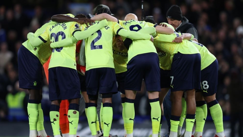 Escándalo en el fútbol inglés: expulsaron a Southampton y lo privaron de pelear por el ascenso a la Premier League por infringir el reglamento de manera severa