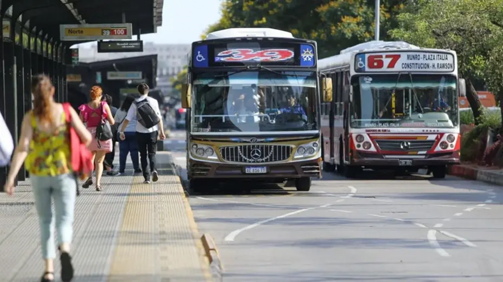Un proyecto publicado por la Secretar�a de Transporte analiza la posible supresi�n de una conocida l�nea de colectivos (Imagen ilustrativa).