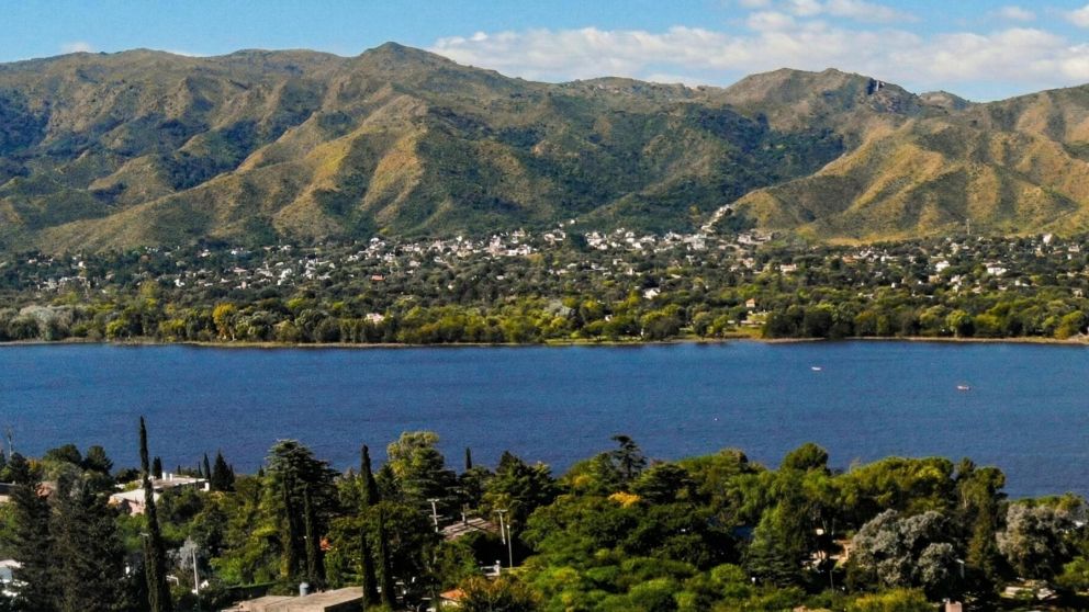 Escapada: una ruta esc�nica entre sierras, lagos y caminos inolvidables.