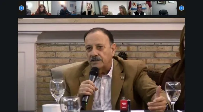"No podemos proscribir a compañeros", advirtió el gobernador de La Rioja, Ricardo Quintela.