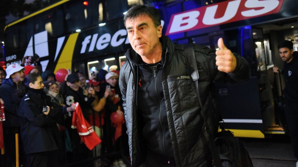 Quinteros ultima detalles en el once de Independiente que jugará ante Unión por la Copa Argentina con una vuelta y una duda