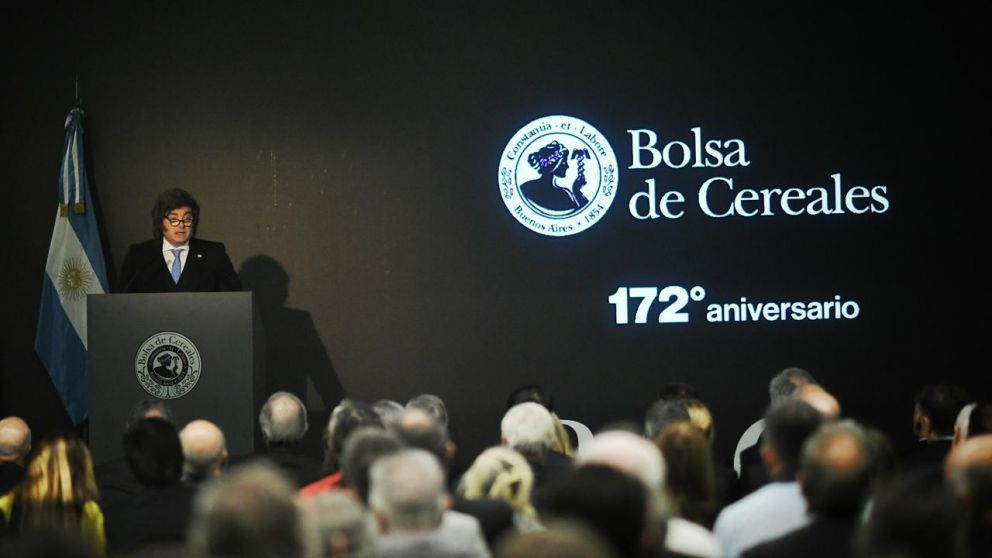 Javier Milei baja retenciones al campo y al sector automotriz: todos los anuncios del presidente