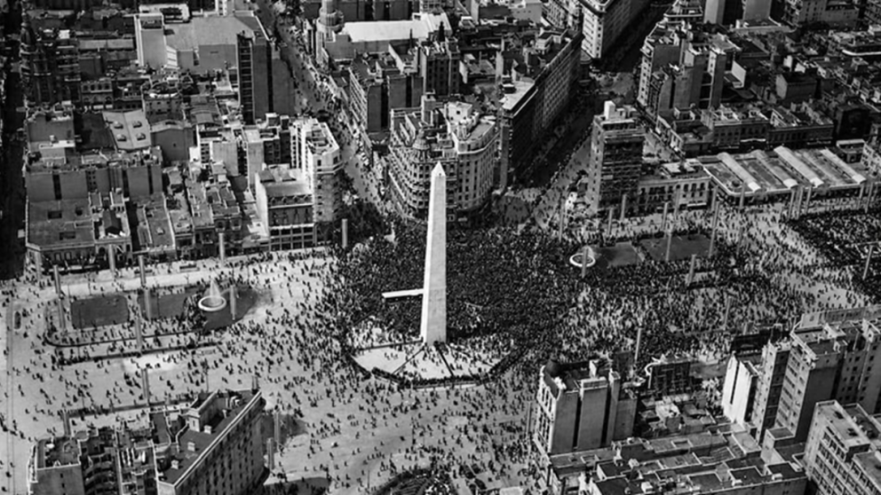 ¿Por qué el Obelisco está en ese lugar? La historia detrás del gran símbolo de Buenos Aires