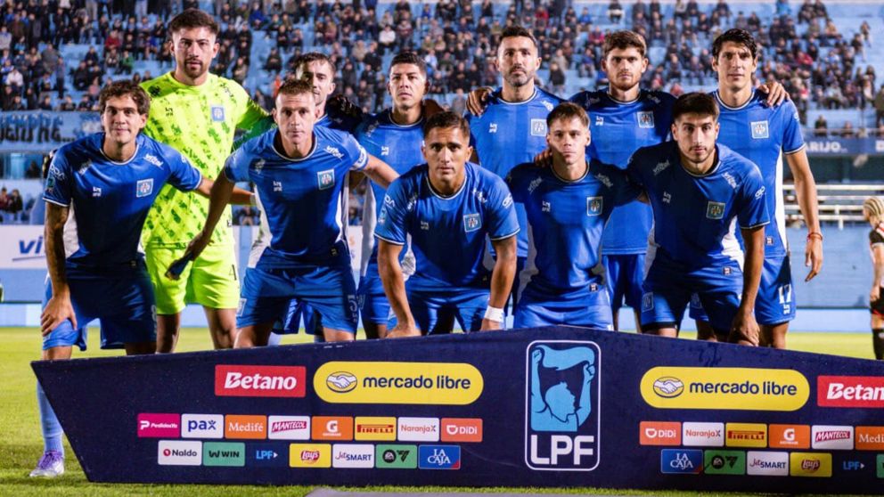 Tras un p�simo semestre, Estudiantes de R�o Cuarto contrat� a un DT con experiencia para mantenerse en la Liga Profesional
