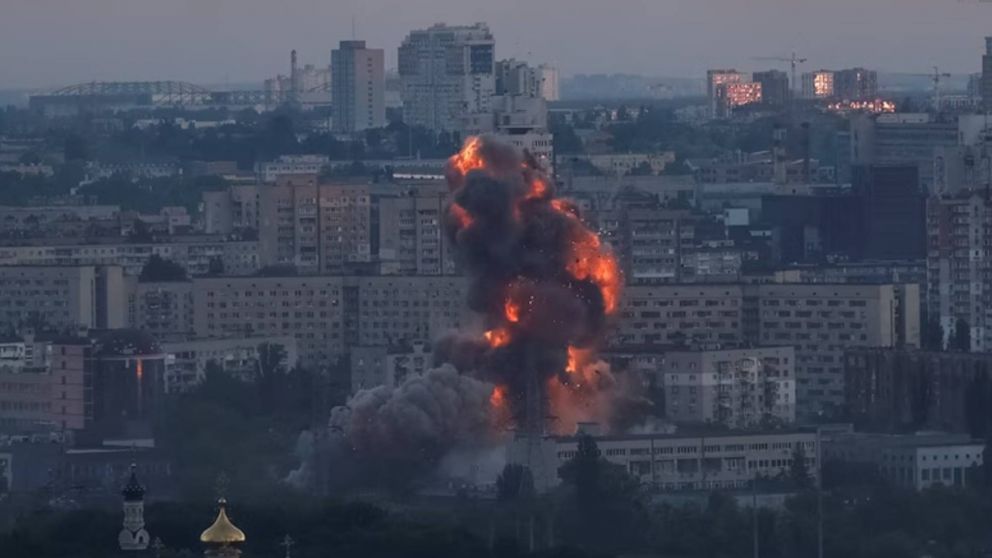 �Provocaci�n nuclear! Rusia confirm� el uso del misil Oreshnik en un ataque masivo contra Kiev.