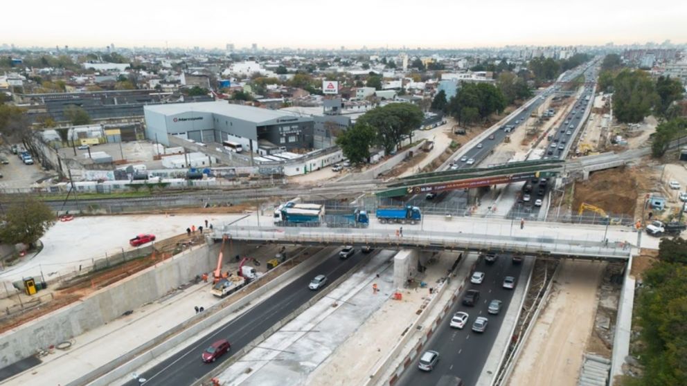 El Gobierno porteño interrumpirá el tránsito en trazados clave. Habrá desvíos programados para vehículos particulares y transporte pesado.