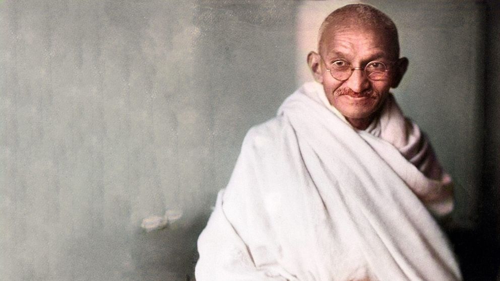 Mahatma Gandhi reflexiono sobre la importancia de aprovechar el presente sin dejar de crecer y aprender.