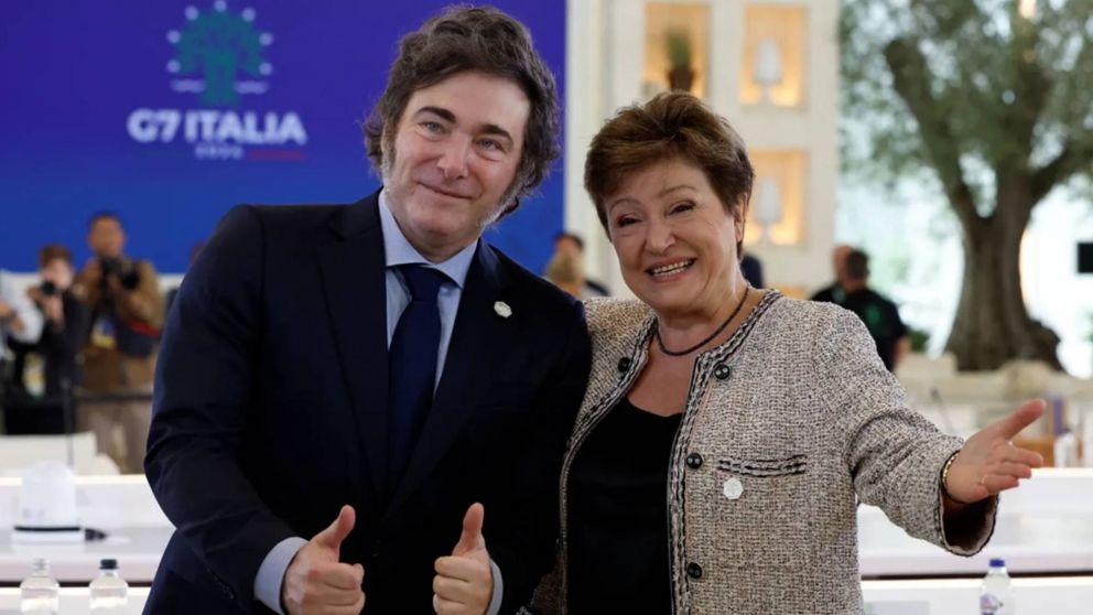 El FMI propuso cambios clave en Ganancias, IVA y Monotributo para el sistema impositivo argentino.