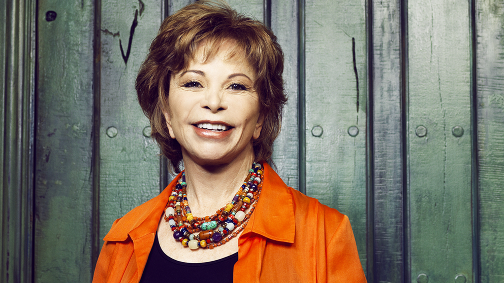 "Nadie puede cambiar el pasado, pero de la peor tragedia se puede extraer algo positivo si uno se lo propone", Isabel Allende.