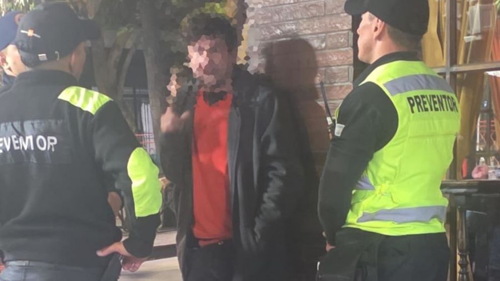 Vive en situación de calle y fue detenido acusado de haberle sustraído el celular a una mujer