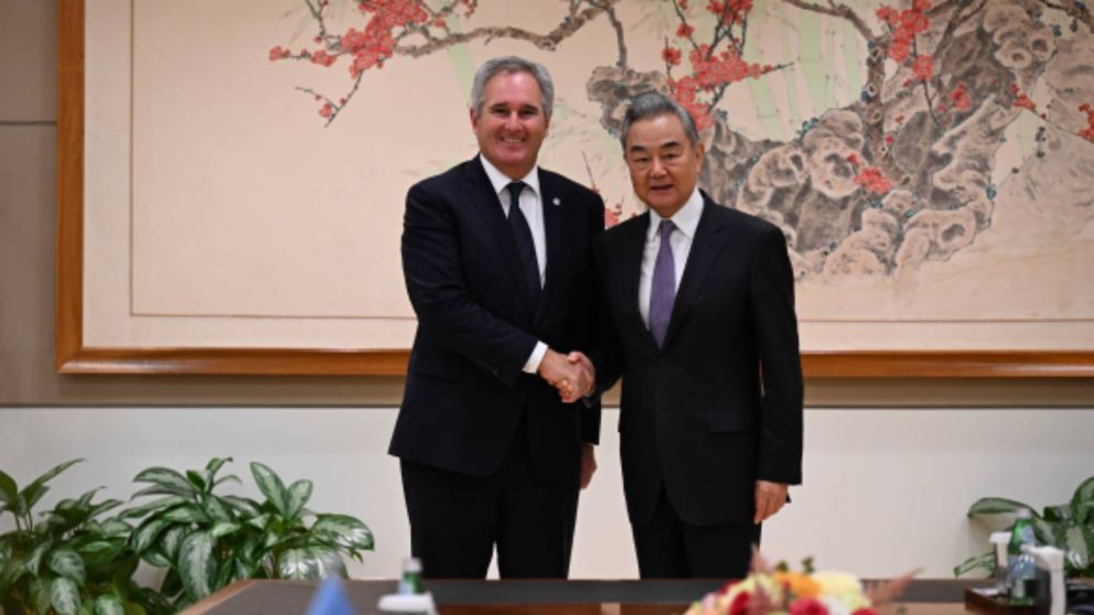 El canciller Pablo Quirno y su par Wang Yi mantuvieron un nuevo contacto diplom�tico