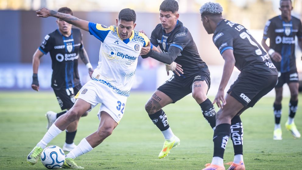 Ya clasificado, Rosario Central cayó ante Independiente del Valle y se le escapó el primer puesto de su grupo en la Copa Libertadores