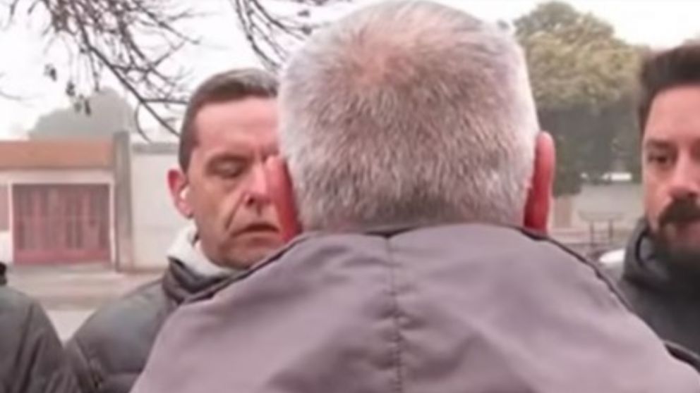 El remisero cordob�s dialog� con al prensa sobre el caso (Captura de TV).