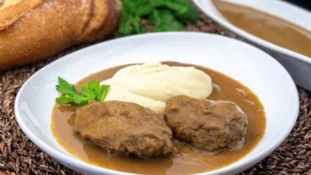 Barato, tierno y "poco conocido": el corte de carne que conquista las parrillas porteñas