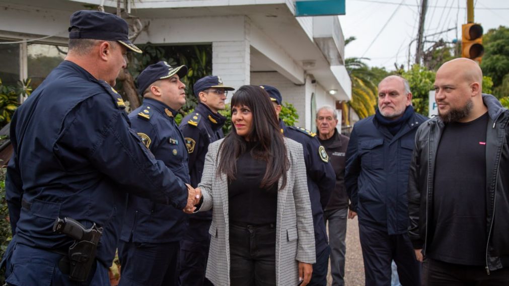 Eva Mieri supervisó un operativo de saturación en Quilmes Oeste y se reunió con el nuevo titular de la Comisaría 9º