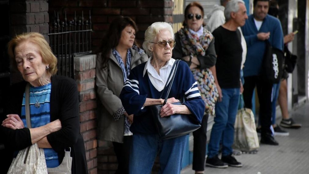 El Gobierno confirmó que jubilados y pensionados recibirán un aumento en sus haberes de junio (Imagen ilustrativa).