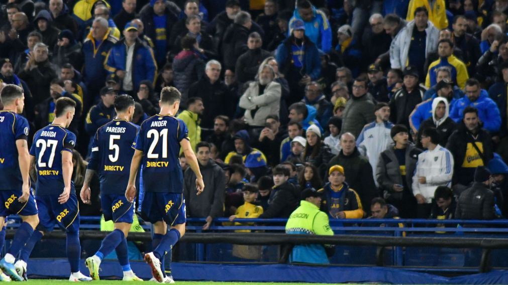 Una imagen repetida: jugadores de Boca derrotados en la mism�sima Bombonera.