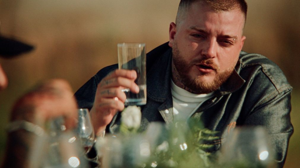Zeballos llega a Ferro con "Amor Fiado" y marca un nuevo hito para el rap uruguayo