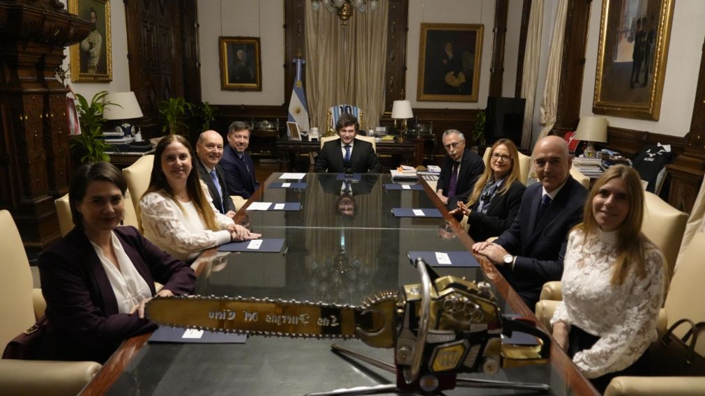 Javier Milei y Mario Lugones celebraron inversi�n de empresarios farmac�uticos por u$s8.000 millones