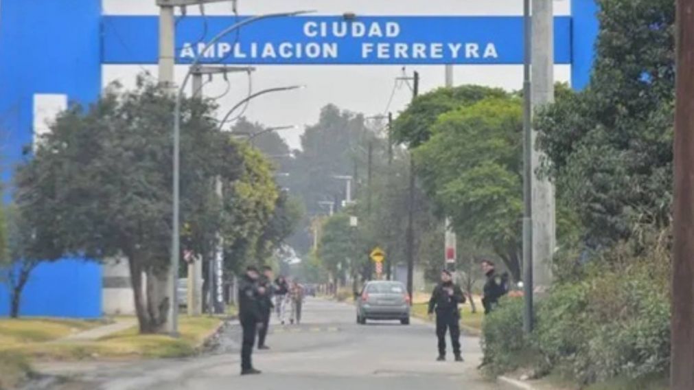 Despliegue masivo en un descampado por la desaparici�n de Agostina Vega: �porqu� investigan esa zona?